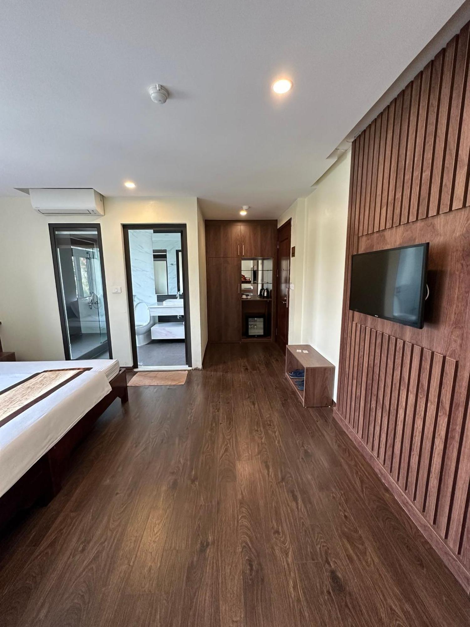 Boston Halong Hotel ها لونغ المظهر الخارجي الصورة